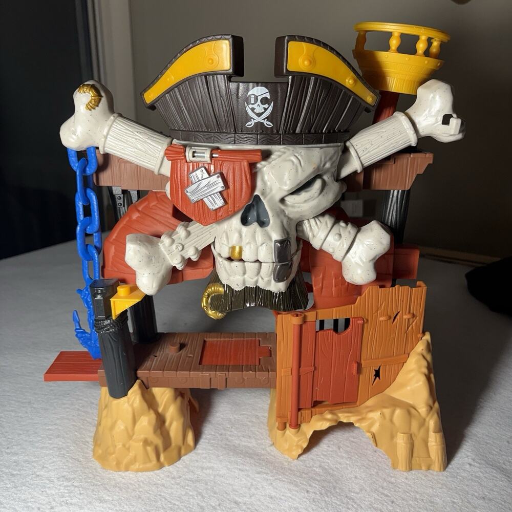 Blackbeard's Lair Pirate Set 2015 Fisher-Price IMAGINEXT Playset No Figures